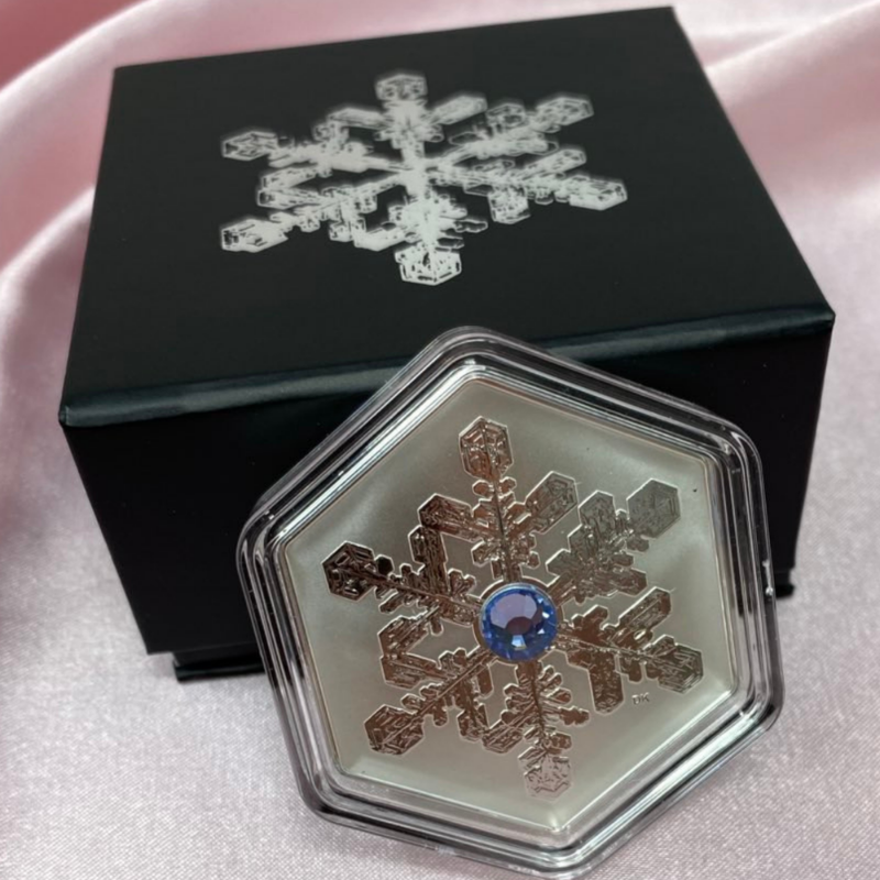 2024 Snowflake 1 oz Fine Silver Hexagon Coin with Crystal-Royal Canadian Mint